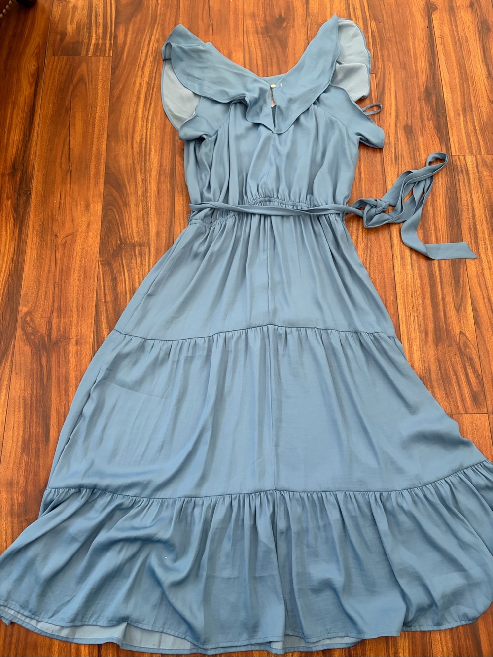 LOFT Women's Medium Blue Tiered Maxi Dress with Tie Waist New With Tags - Picture 2 of 4